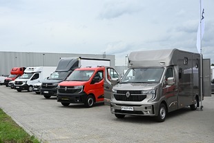Pełna zabudowa sukcesu – Renault od 16 lat liderem rynku... Pełna zabudowa sukcesu – Renault od 16 lat liderem rynku...