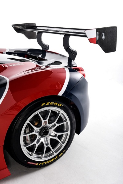 Premiera Ferrari Portofino oraz Ferrari 488 Challenge podczas Motorshow w Poznaniu