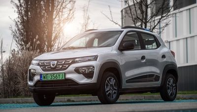 Dacia Spring wygrywa plebiscyt AUTOBEST 2022!