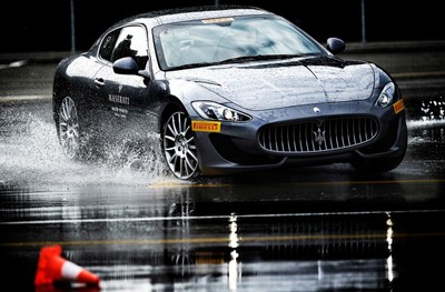 Szkolenie na torze Varano i wizyta w fabryce Maserati w cenie!