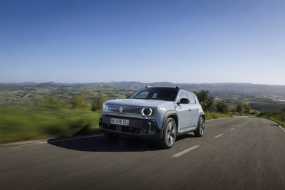 Renault 4 E-Tech electric naszpikowane technologią – zamów już dziś!
