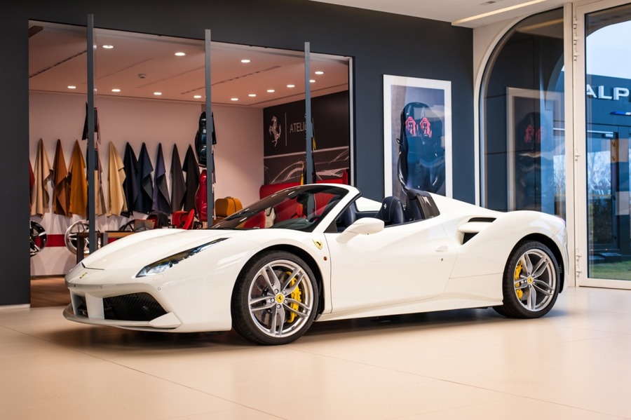 Ferrari <em>488 </em> Spider Ferrari Official Dealer, 2018r.